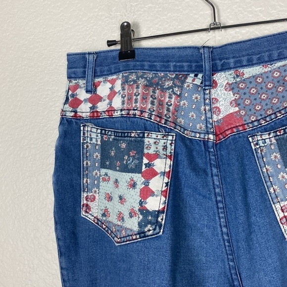Vintage Americana, patchwork denim shorts - Picture 4 of 5